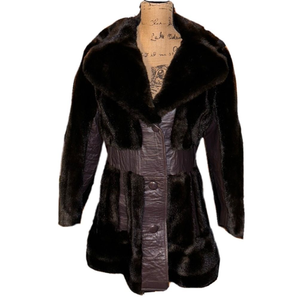 Vintage Tissavel of France faux fur brown coat size S‎ - Picture 2 of 5